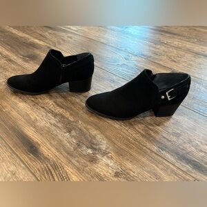Elegant Black faux suede Women's booties